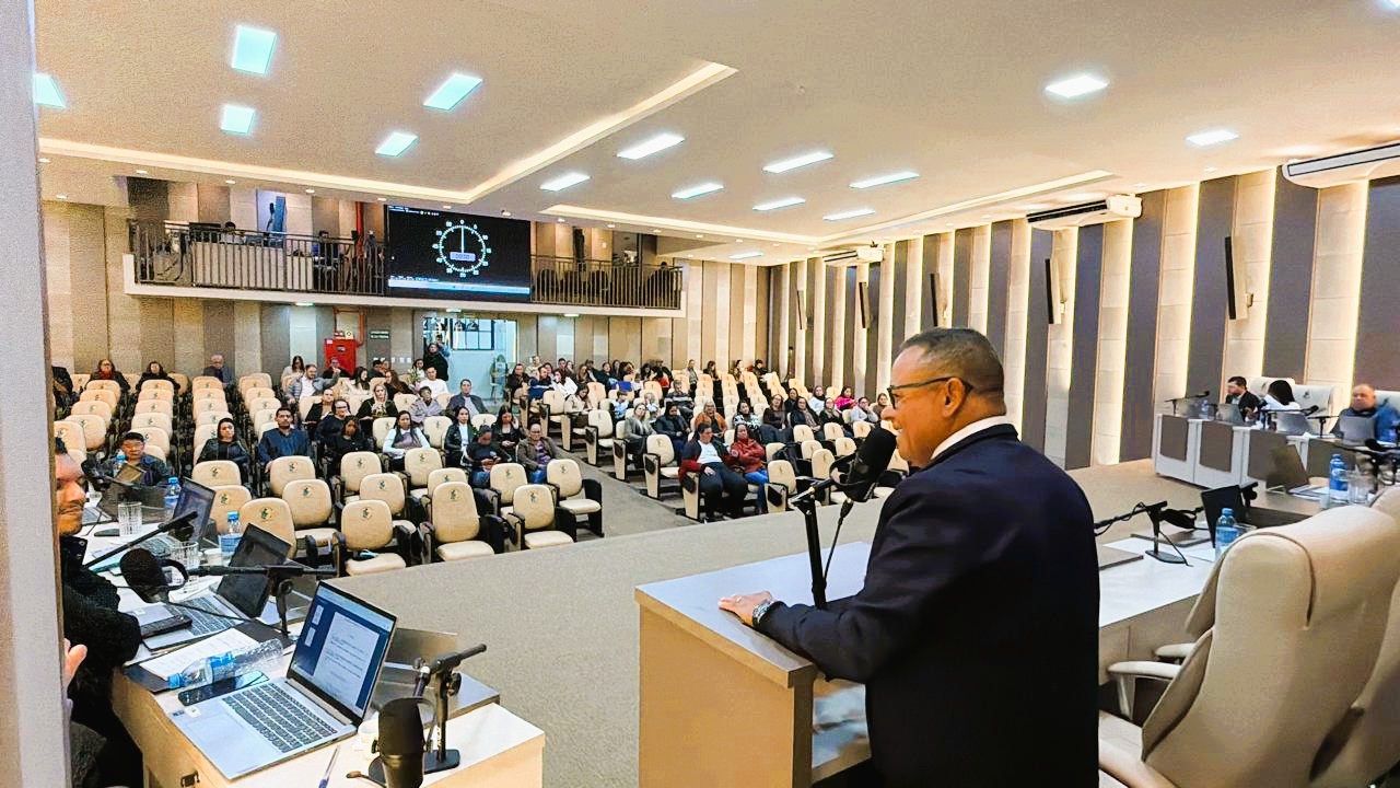 Em Sessão Ordinária parlamentares aprovam projetos e proposições 
