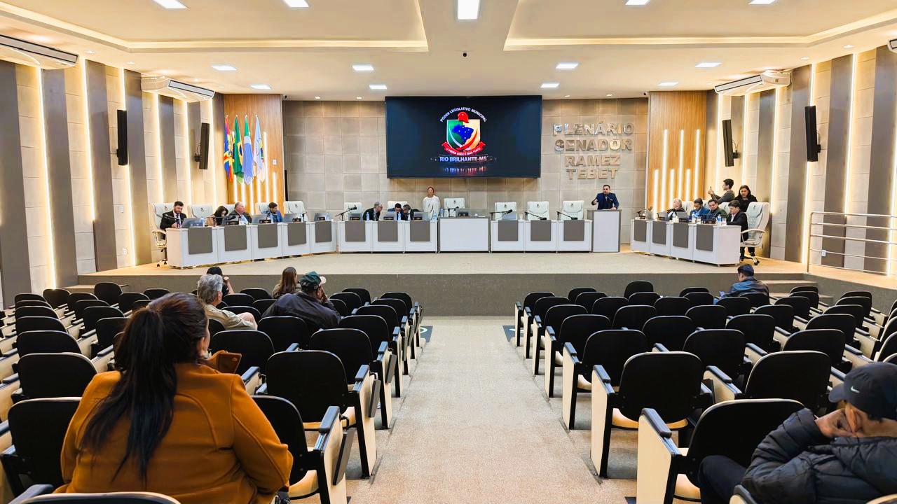 Projetos sociais e requerimentos ganham destaque na sessão da Câmara Municipal