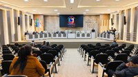 Projetos sociais e requerimentos ganham destaque na sessão da Câmara Municipal